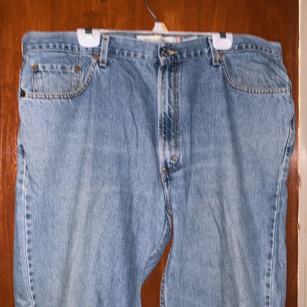Levi’s Relaxed Fit 550 Jeans Size W42xL30